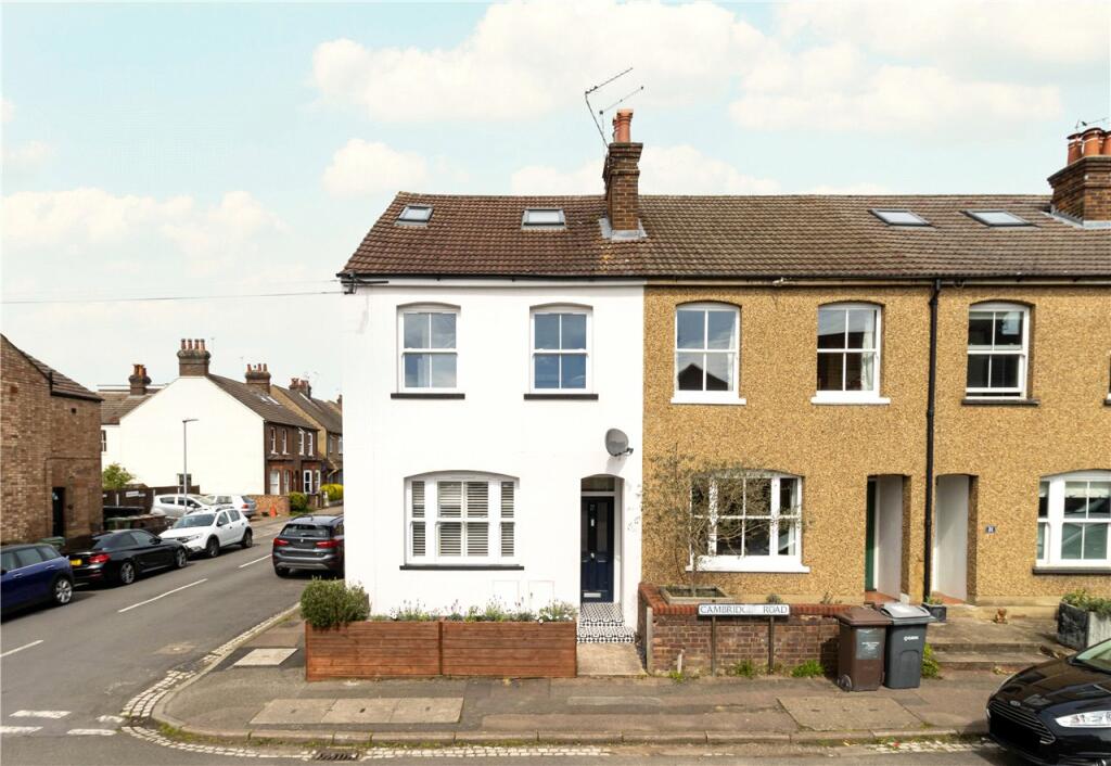 2 bedroom property for sale in Cambridge Road, St. Albans, Hertfordshire, AL1