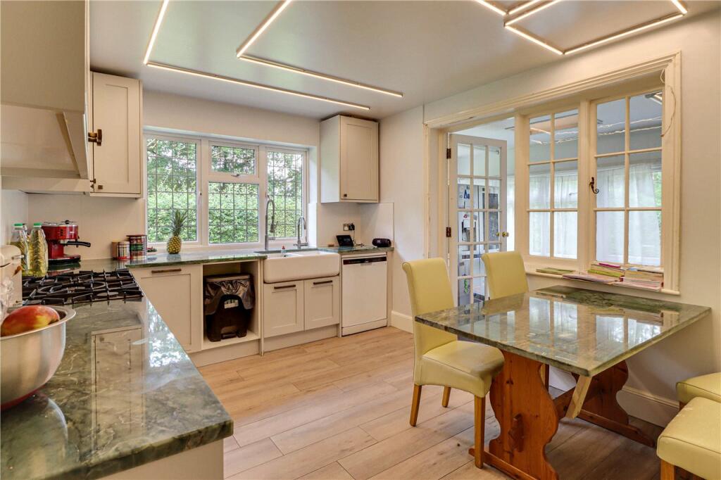 Additional property image - Lye Lane, Bricket Wood, St. Albans, Hertfordshire