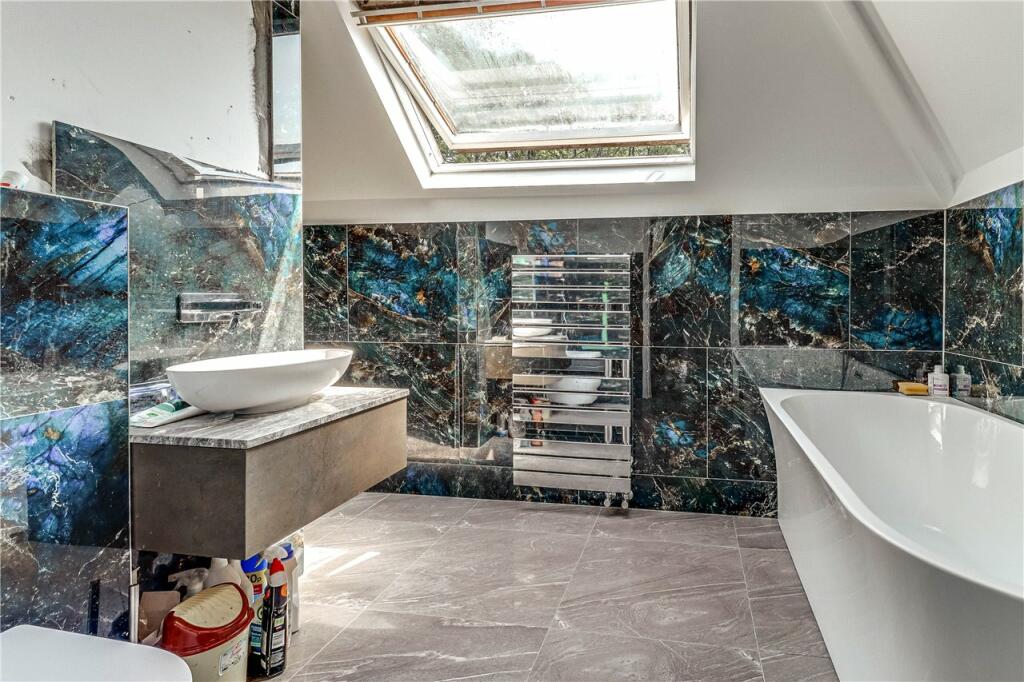 Additional property image - Lye Lane, Bricket Wood, St. Albans, Hertfordshire