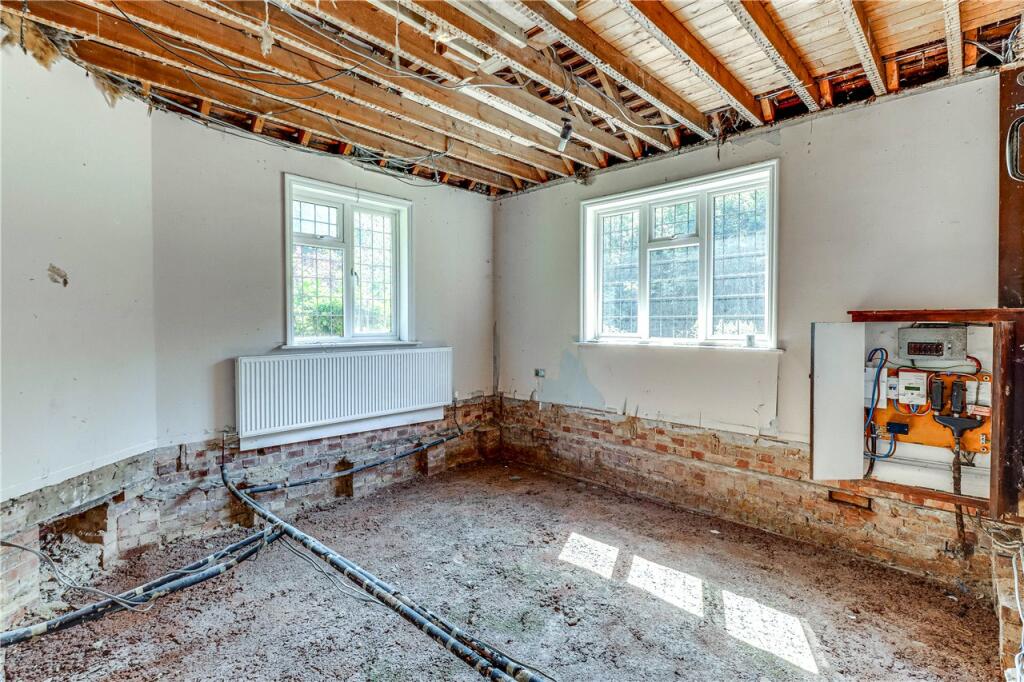 Additional property image - Lye Lane, Bricket Wood, St. Albans, Hertfordshire