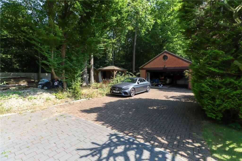 Additional property image - Lye Lane, Bricket Wood, St. Albans, Hertfordshire