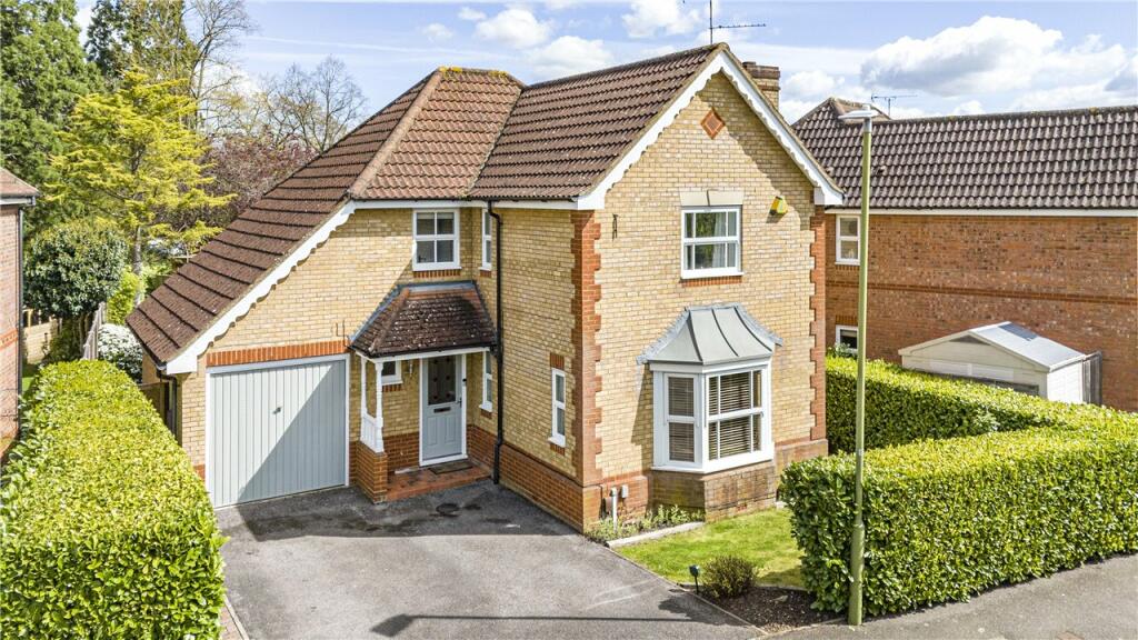 Main image of property: Russet Drive, St. Albans, AL4