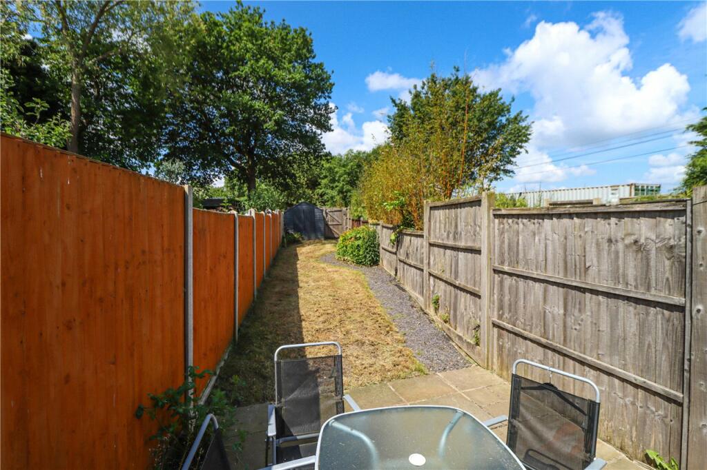 Additional property image - Chiswell Green Lane, St. Albans, Hertfordshire, AL2