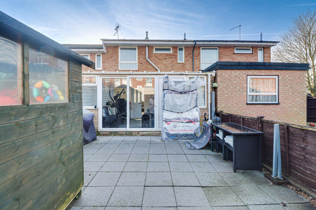 Additional property image - Cedarwood Drive, St. Albans, Hertfordshire, AL4