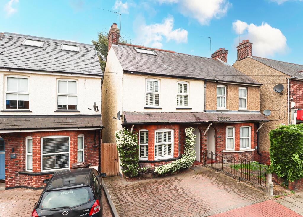 Main image of property: High Street, London Colney, AL2