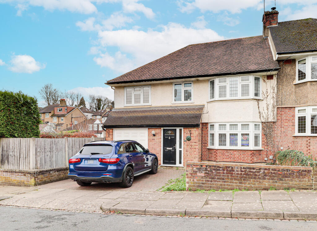 Main image of property: Orchard Close, St. Albans, Hertfordshire, AL1