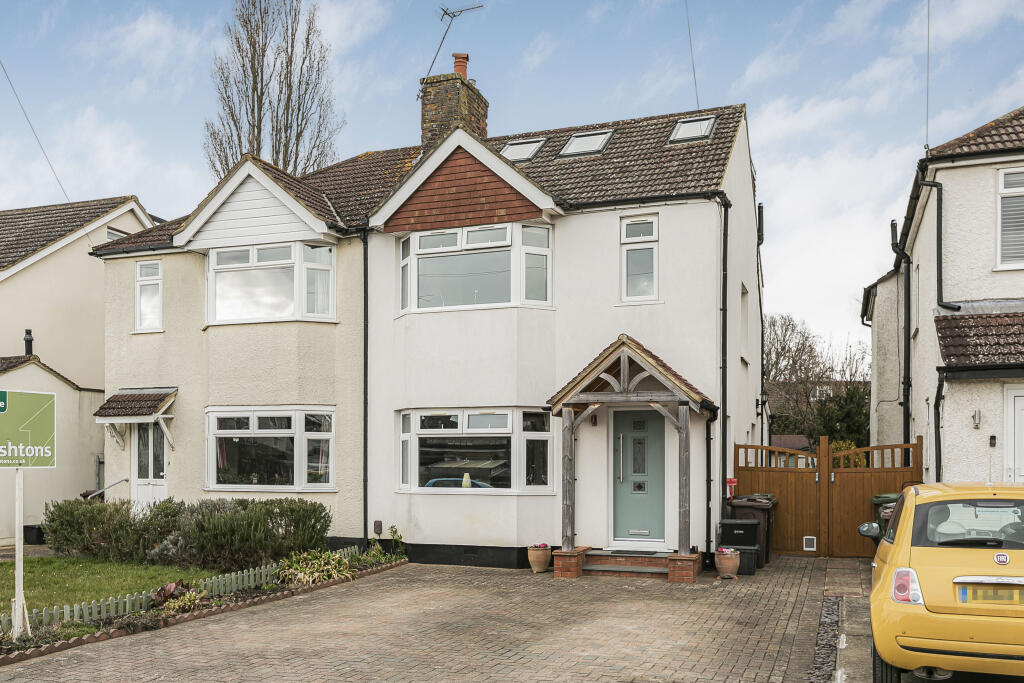 Main image of property: Willow Crescent, St Albans, AL1