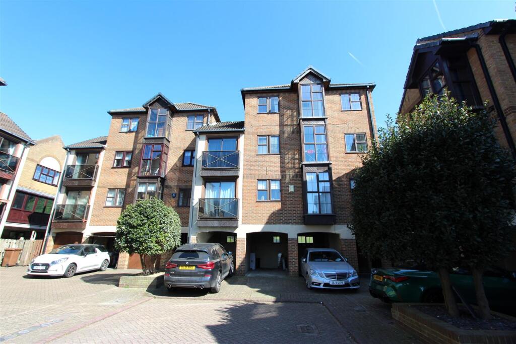 Main image of property: 11 Hathaway Court