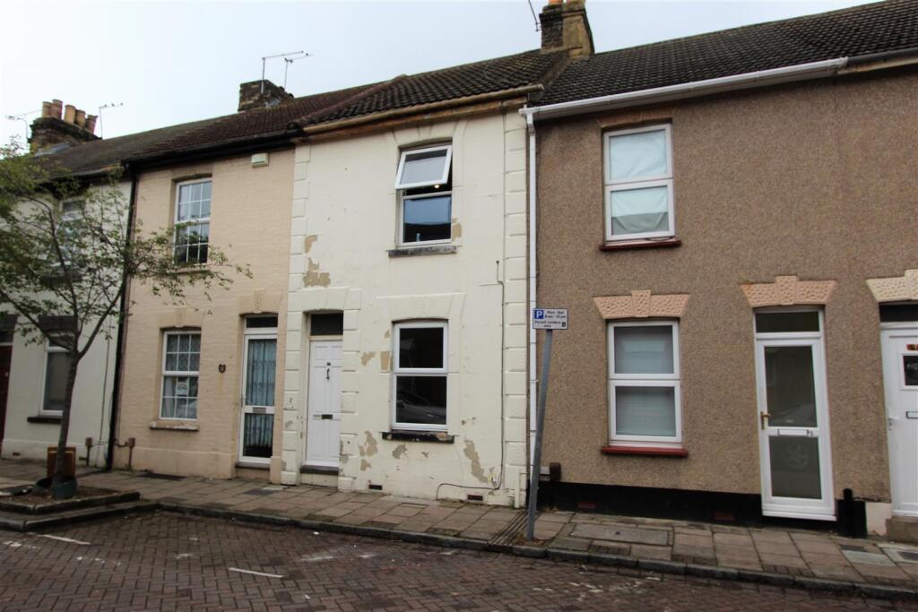 Main image of property: West Street, Gillingham