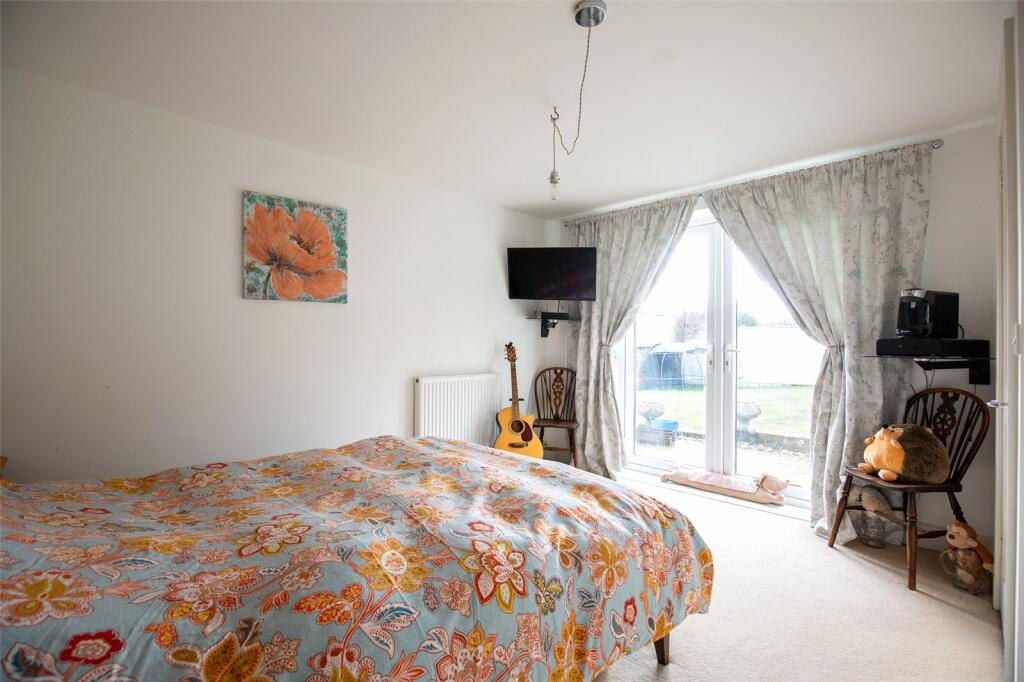 Additional property image - Vallis Road, Frome, Somerset, BA11