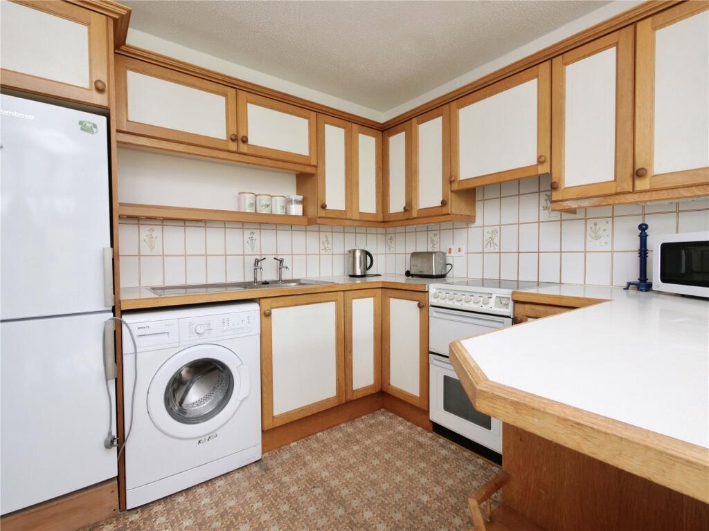 Additional property image - Packsaddle Way, Frome, BA11