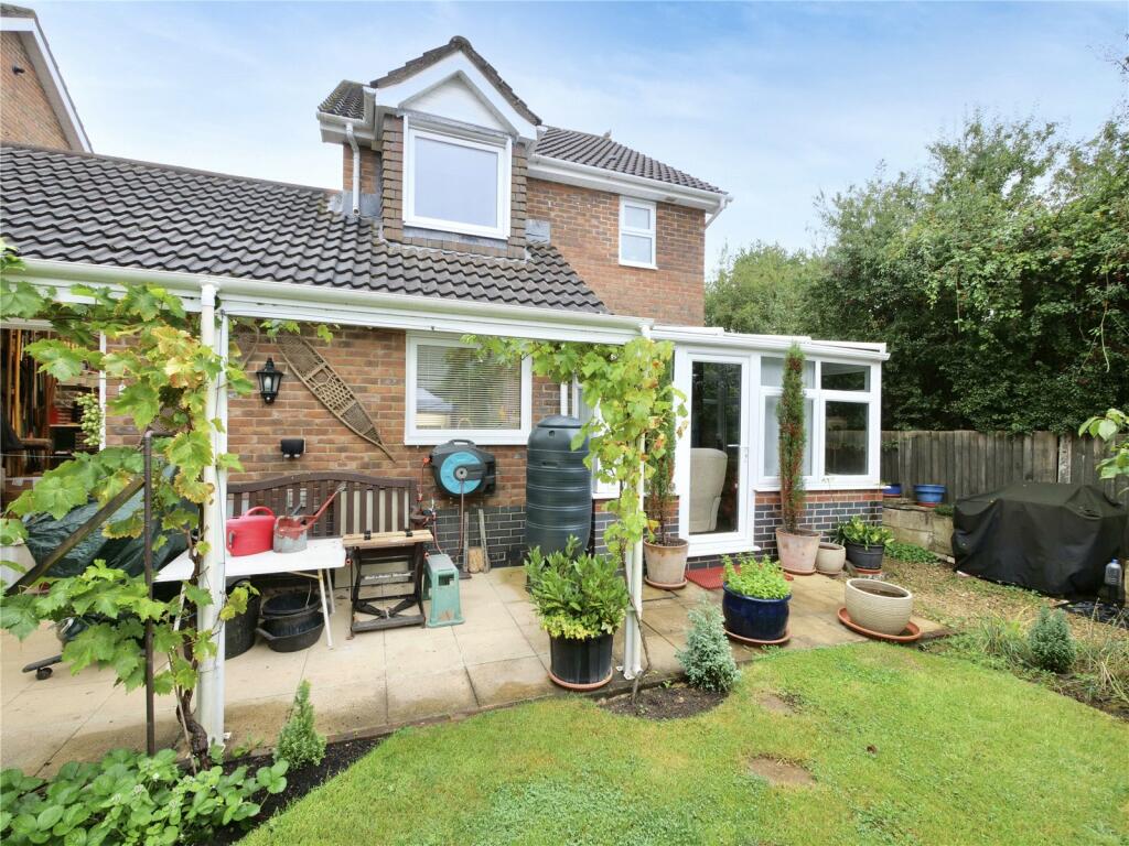 Additional property image - Stephenson Drive, Frome, Somerset, BA11