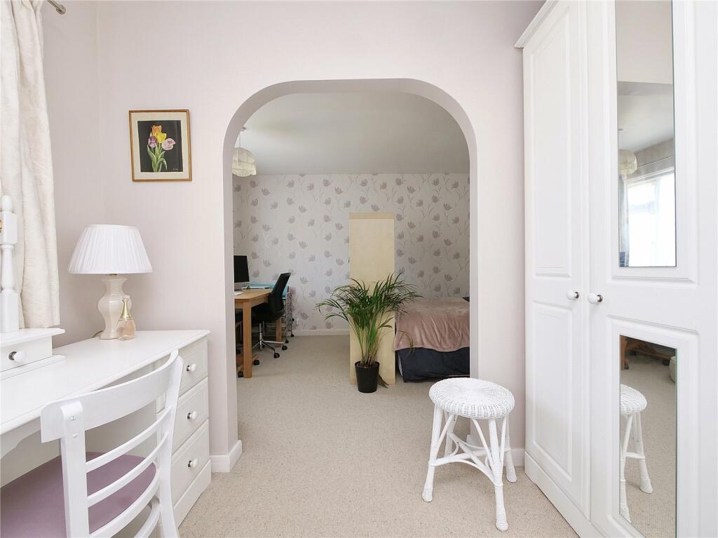 Additional property image - Critchill Grove, Frome, BA11
