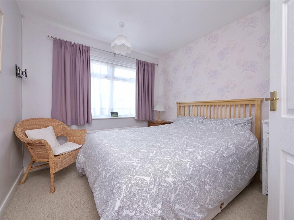Additional property image - Critchill Grove, Frome, BA11