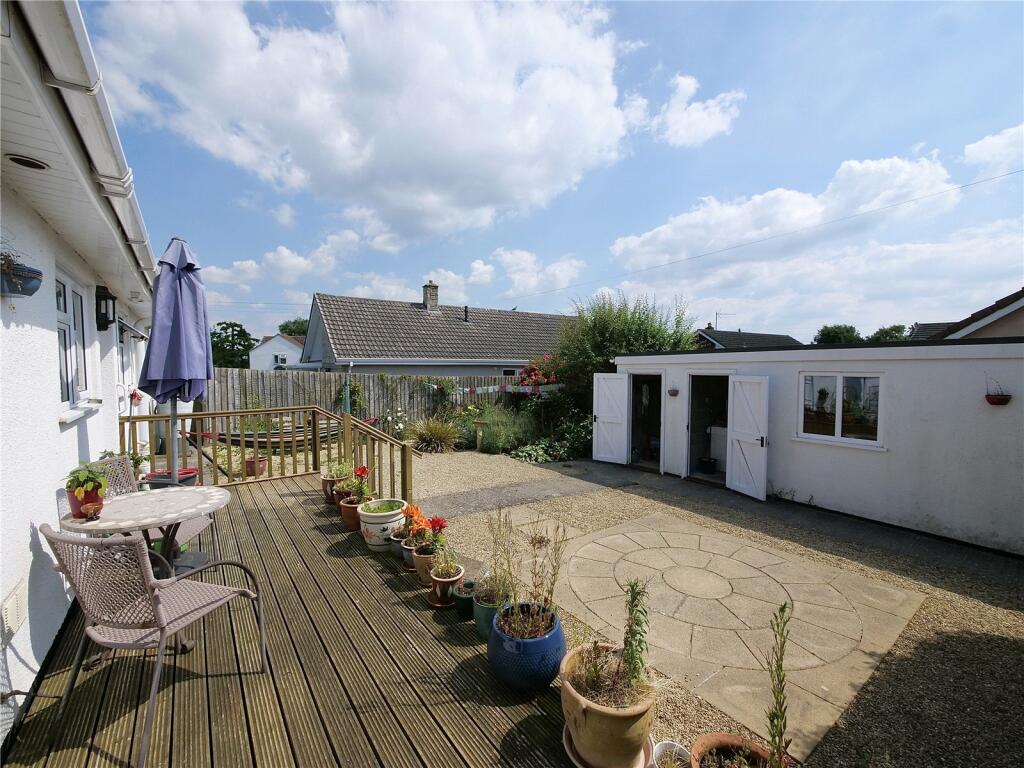 Additional property image - Critchill Grove, Frome, BA11