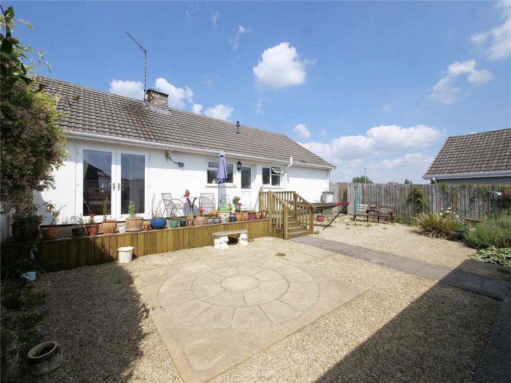 Additional property image - Critchill Grove, Frome, BA11