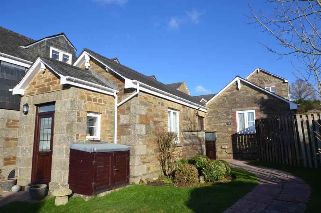1 bedroom flat for sale in Castle Hill Court Cross Lane, Bodmin