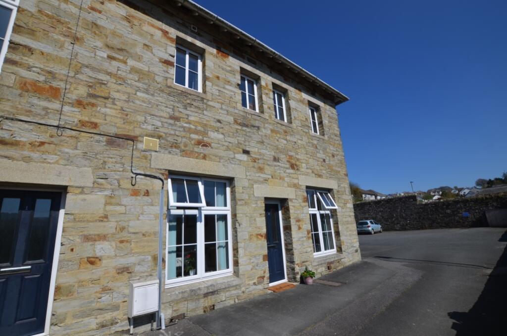 3 bedroom flat for rent in Cherrywood Manor, 2 Pound Lane, Bodmin