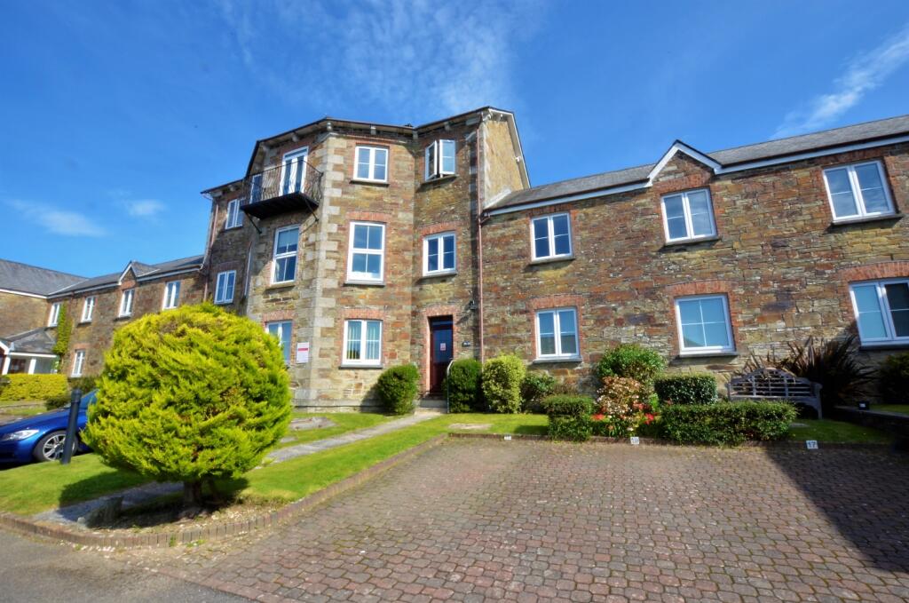 2 bedroom flat for rent in 23 Castle Hill Court, Bodmin, PL31 2LE, PL31