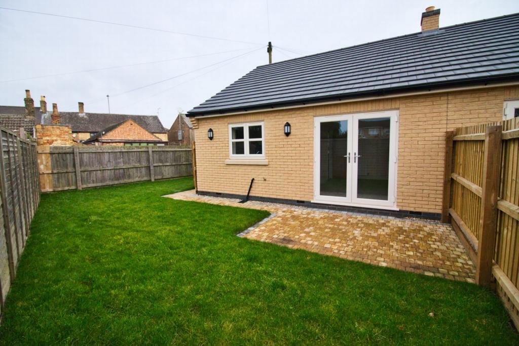 2 bedroom bungalow for sale in Whitmore Street, Whittlesey, PE7