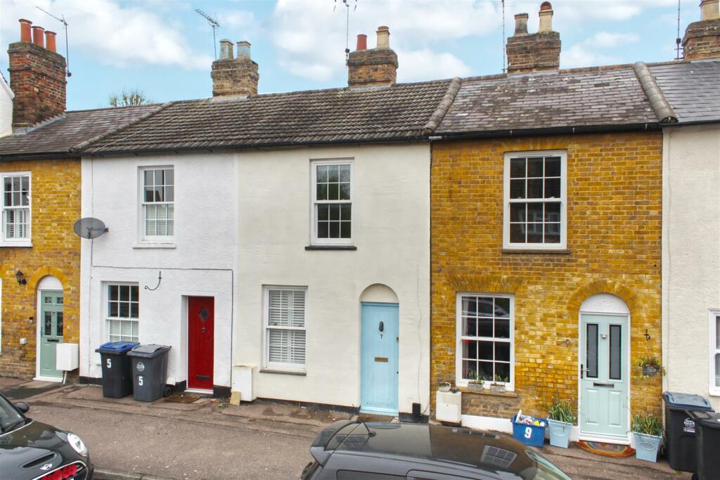 2 bedroom terraced house for sale in The Bourne, Ware, SG12