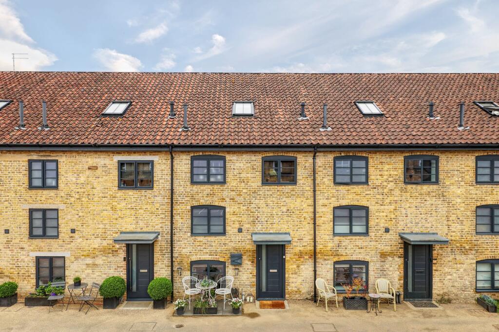 Main image of property: Malthouse Mews, Ware, SG12