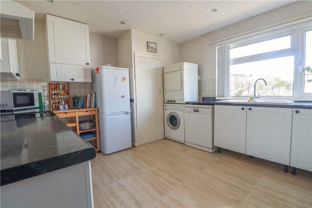 2 bedroom apartment for sale in Beachfield Road, Sandown, Isle of Wight