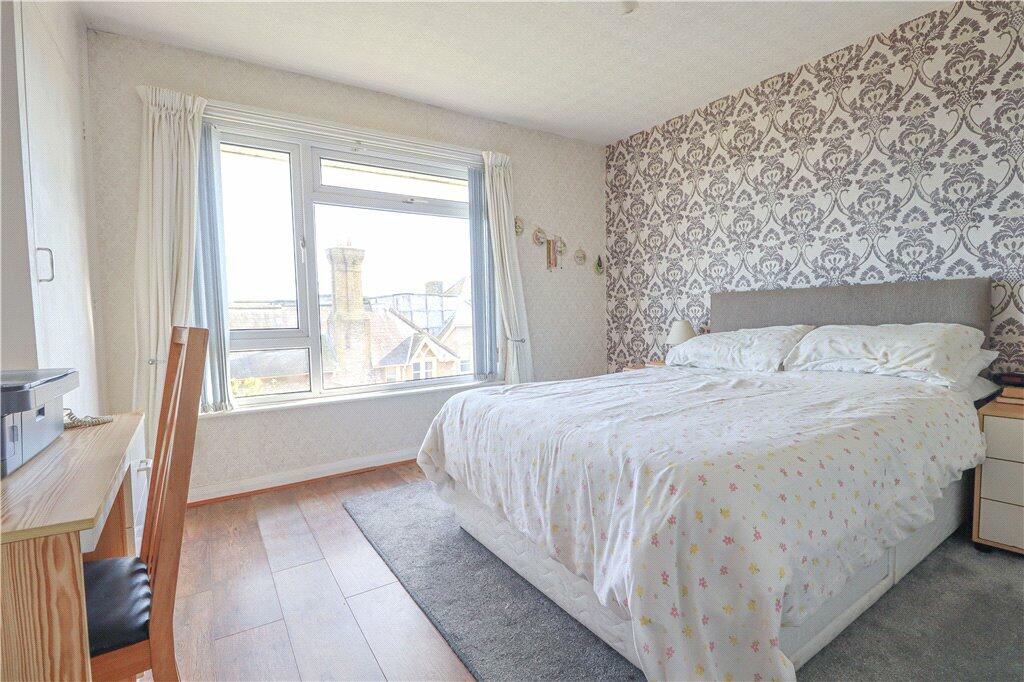 2 bedroom apartment for sale in Beachfield Road, Sandown, Isle of Wight