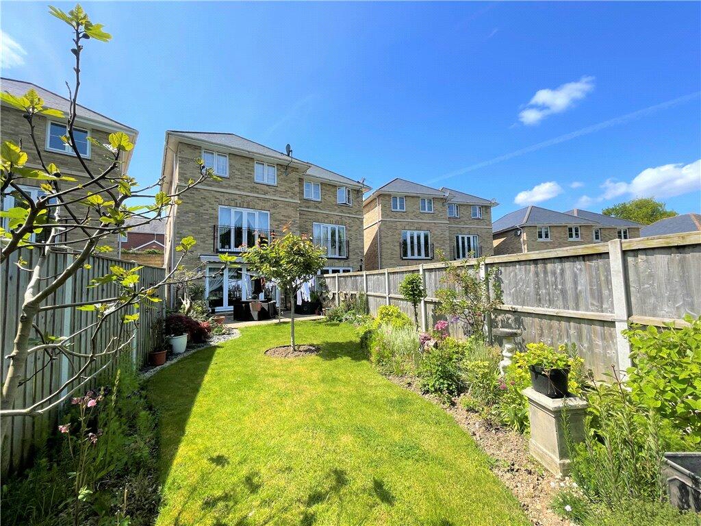 4 bedroom semidetached house for sale in Atherley Park Way, Shanklin