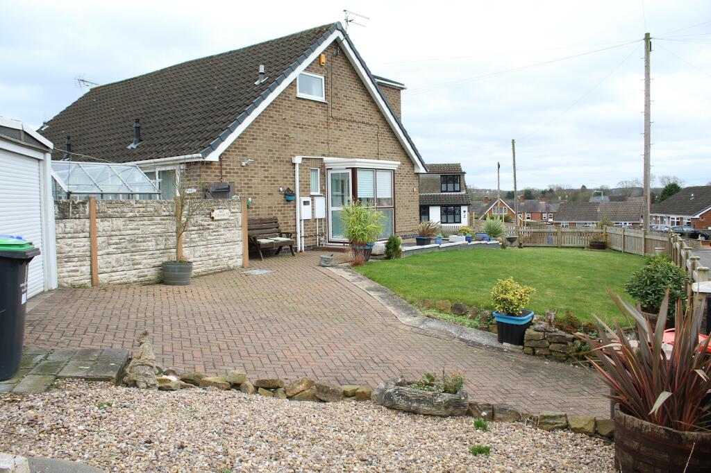 3 bedroom detached bungalow for sale in Rowan Drive, Selston