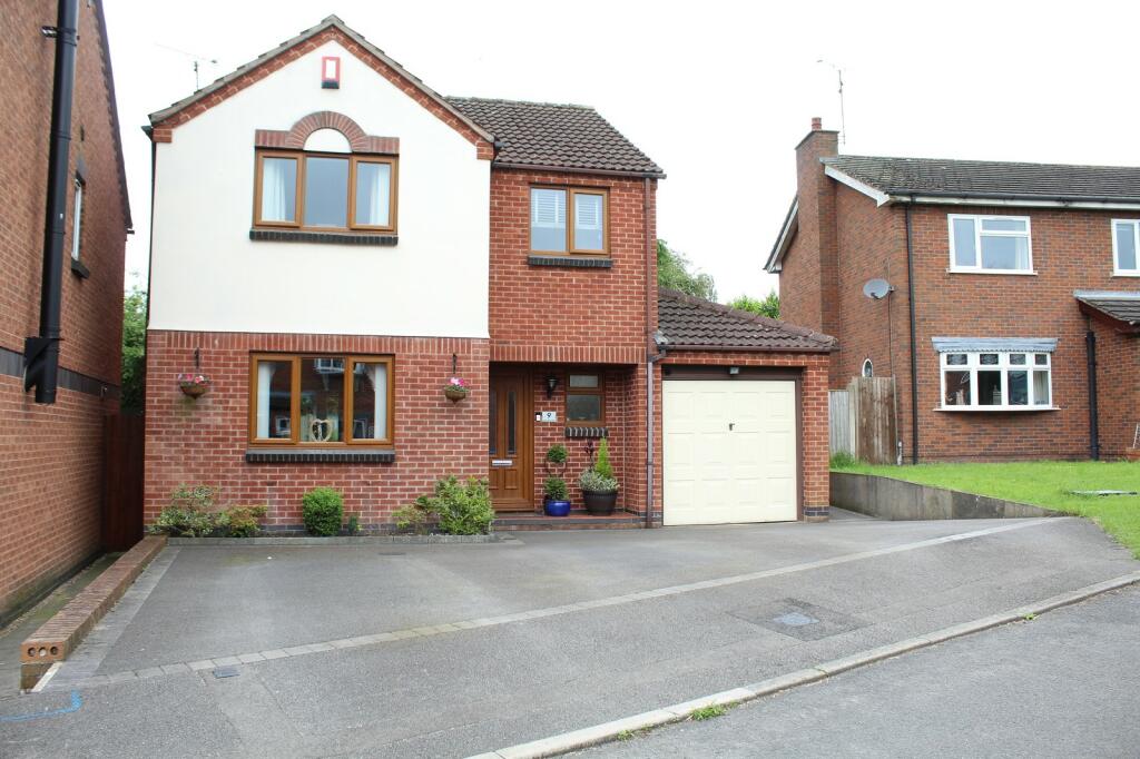 4 bedroom detached house for sale in Beauchief Gardens, Somercotes