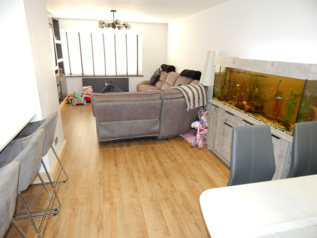 Additional property image - Dockfield Avenue, Harwich, Essex, CO12