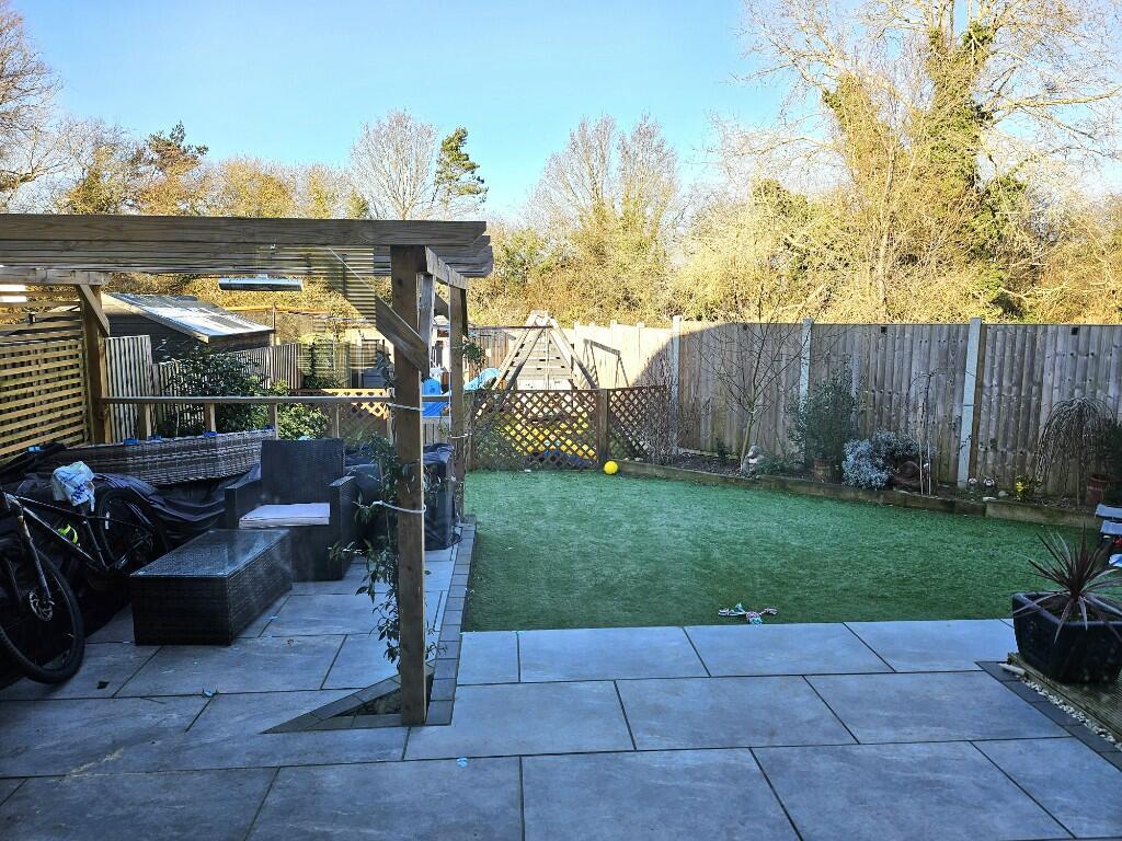 Additional property image - Dockfield Avenue, Harwich, Essex, CO12