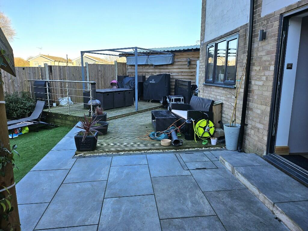 Additional property image - Dockfield Avenue, Harwich, Essex, CO12