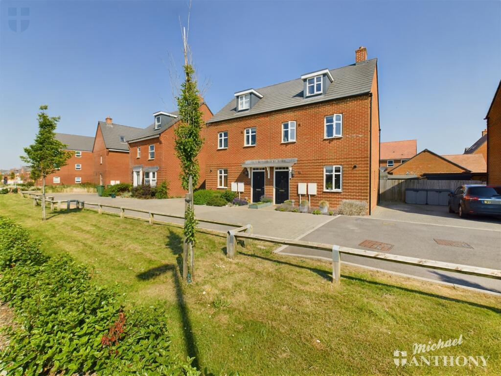 3 bedroom semidetached house for sale in Emerald Way, Broughton