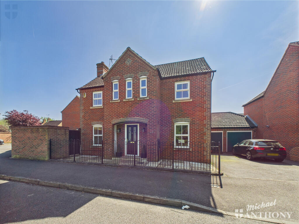 Main image of property: Spruce Road, Aylesbury, Buckinghamshire