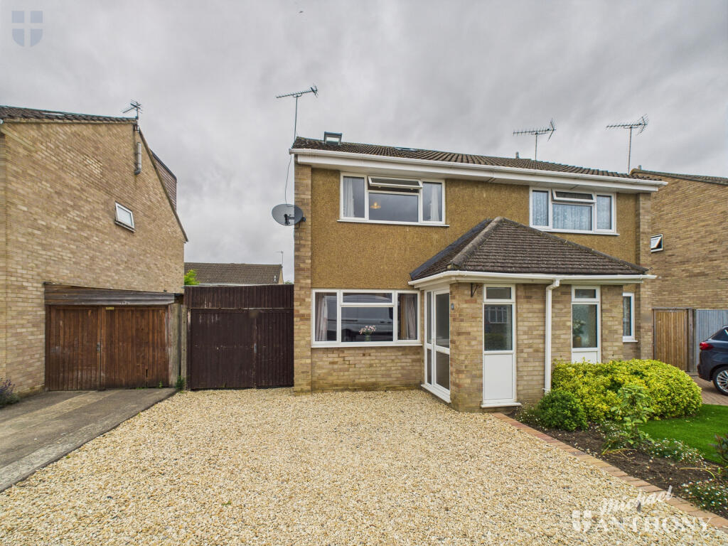 Main image of property: Cubb Field, Aylesbury, Buckinghamshire