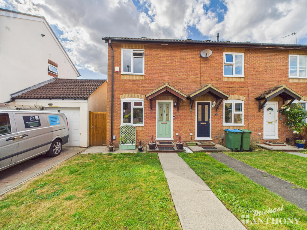 Main image of property: Deverill Road, Aylesbury, Buckinghamshire