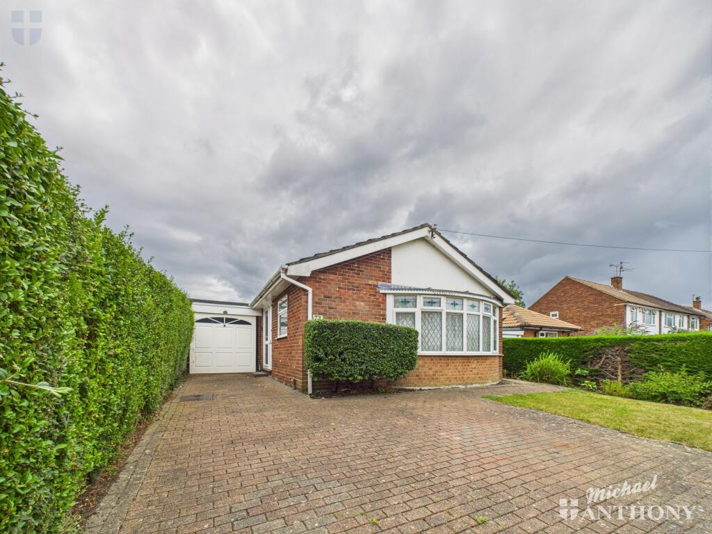 Main image of property: Craigwell Avenue, Aylesbury, Buckinghamshire