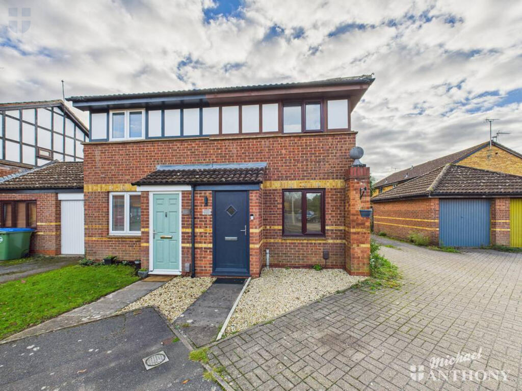 Main image of property: The Pastures, Aylesbury, Buckinghamshire