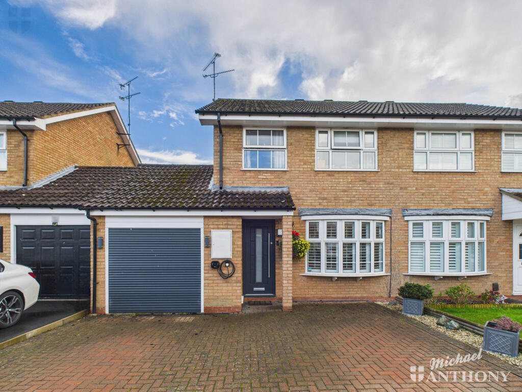 Main image of property: Kingsland Road, Aylesbury