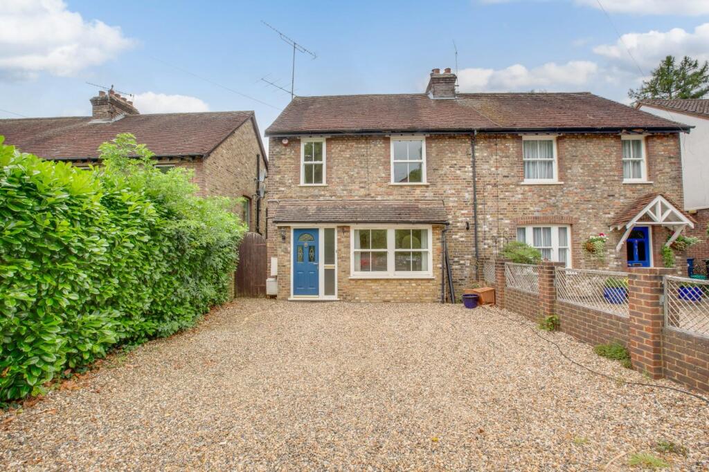 Main image of property: Station Road, Amersham, Buckinghamshire, HP7 0AS