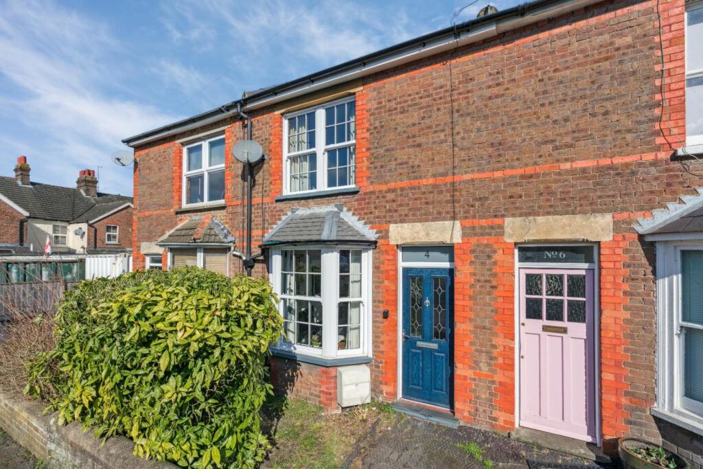 Main image of property: Essex Road, Chesham, Buckinghamshire, HP5 3HZ