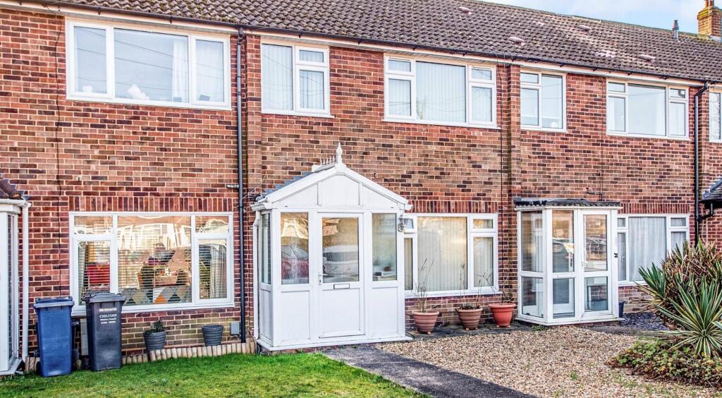 Main image of property: Stubbs End Close, Amersham, Buckinghamshire, HP6 6EW