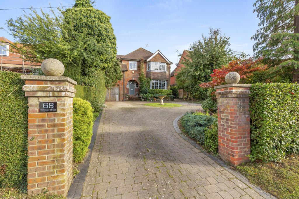 Main image of property: Whielden Street, Amersham, Buckinghamshire, HP7 0JB