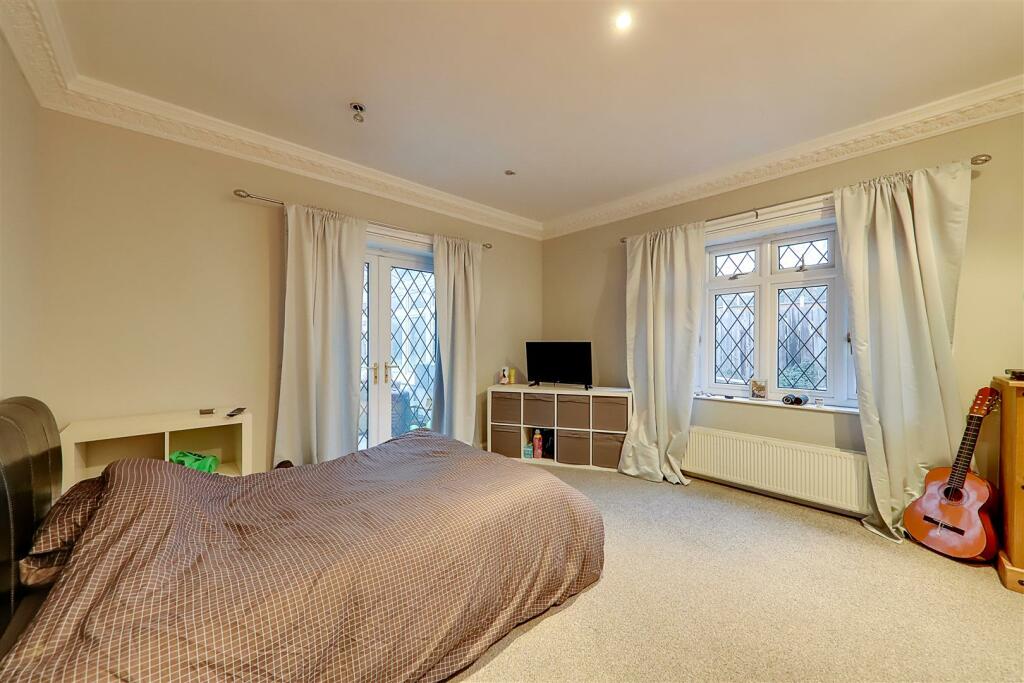 Additional property image - Crockhurst Hill, Worthing