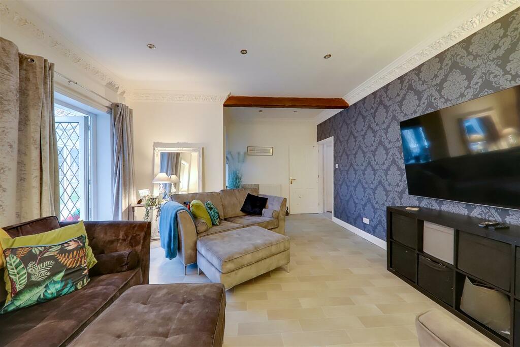 Additional property image - Crockhurst Hill, Worthing
