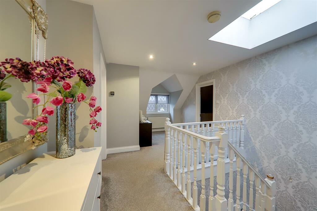 Additional property image - Crockhurst Hill, Worthing