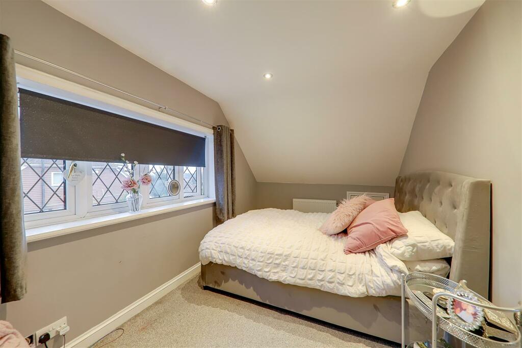 Additional property image - Crockhurst Hill, Worthing