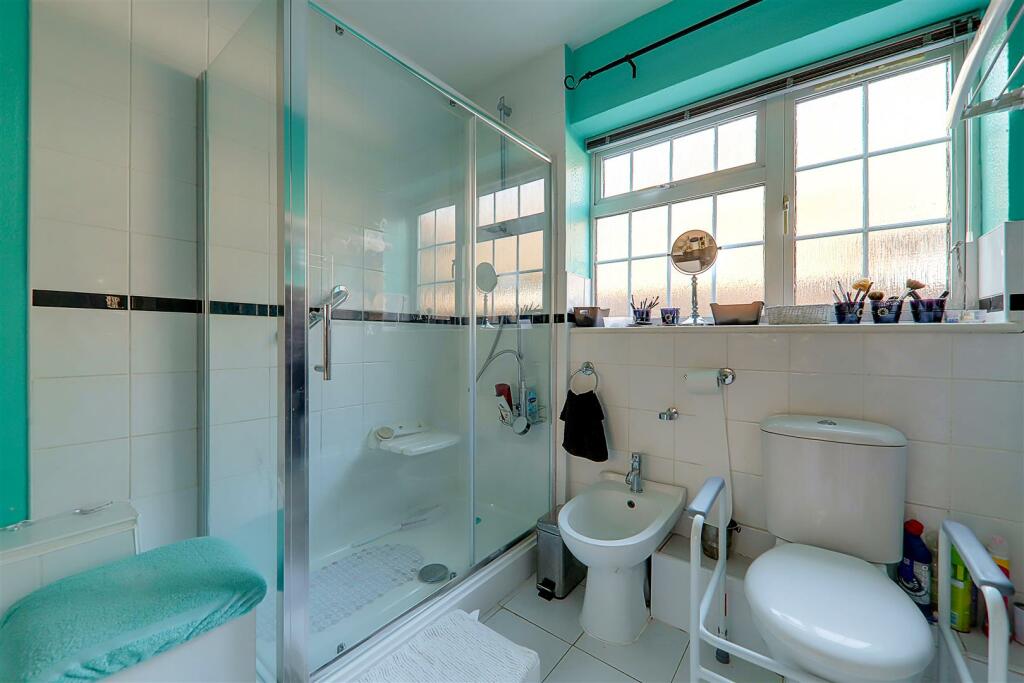 Additional property image - Wallace Avenue, Worthing